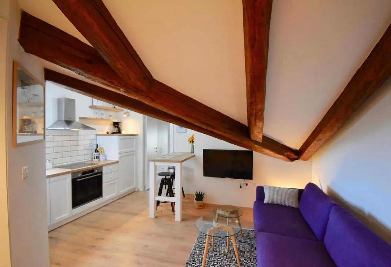 Brand New Top Centre Apartment Pula
